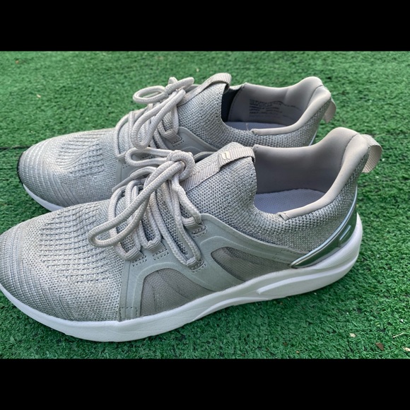 Women fabletics shoes - Picture 4 of 5